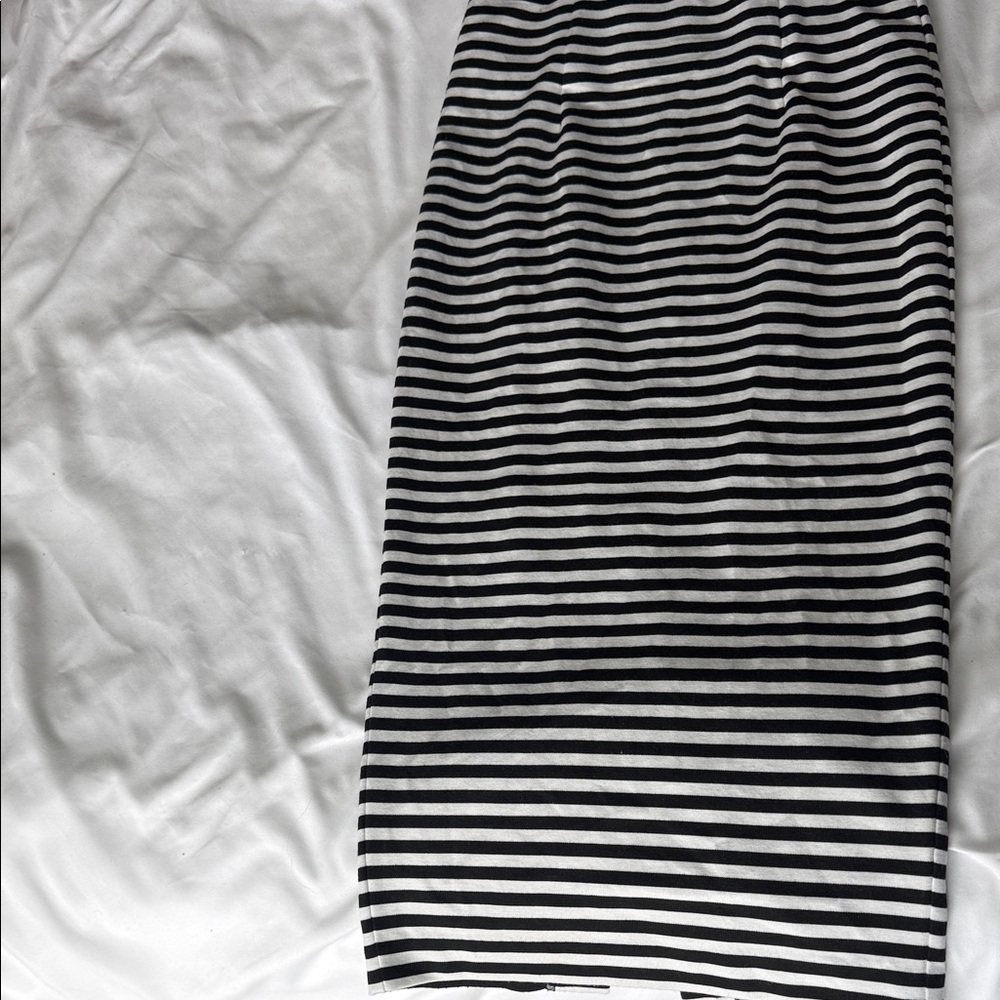 XOXO Black and White Striped Pencil Skirt